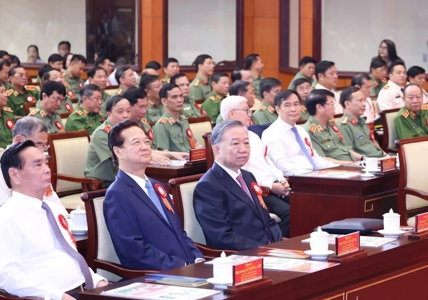 vn-tan-dung-to-lam-1