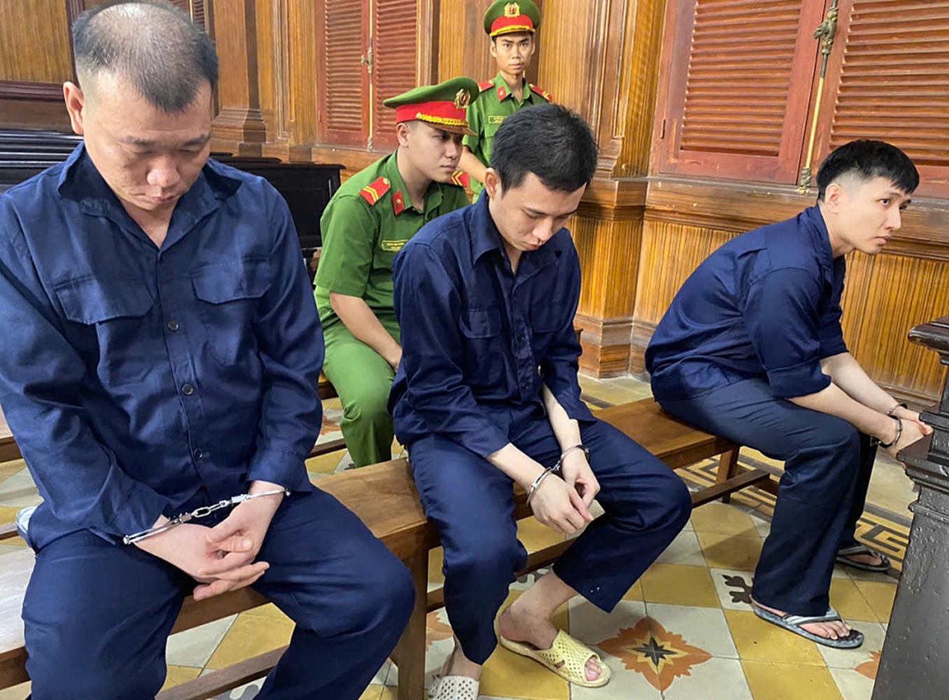 vn-cong-an-danh-chet-nguoi-1